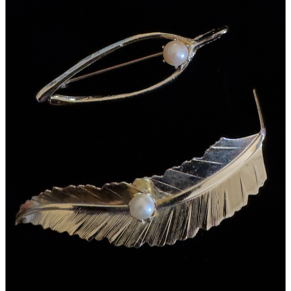 Vintage Gold Tone Feather Wishbone Brooch Pin Lot of 2 Faux Pearl Grannie Lucky